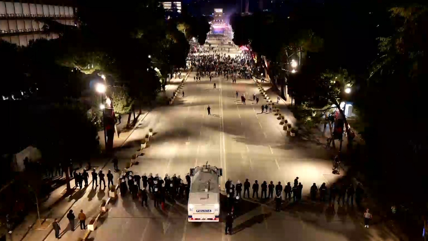 Seventh PD protest ends in two and a half hours as police seize forty five Molotovs and arrest eleven